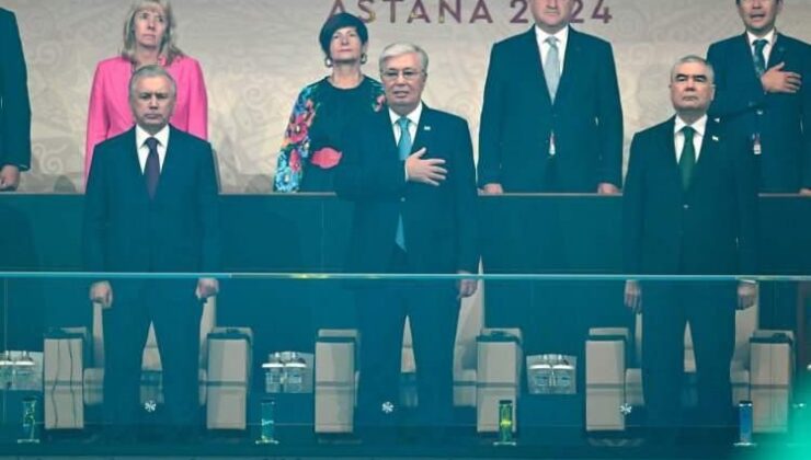 Bakan Bak, Kazakistan’da Cumhurbaşkanı Tokayev ile görüştü