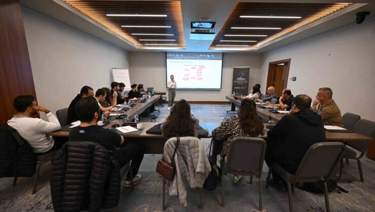 Bursa Business School’da eğitimler devam ediyor