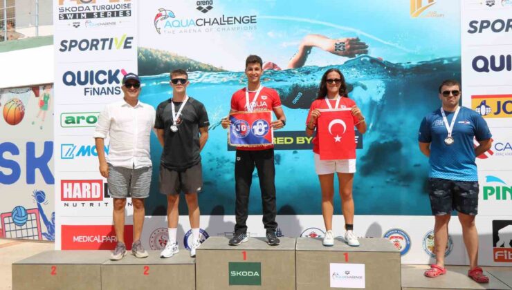 Bursalı komutan madalyaları topladı