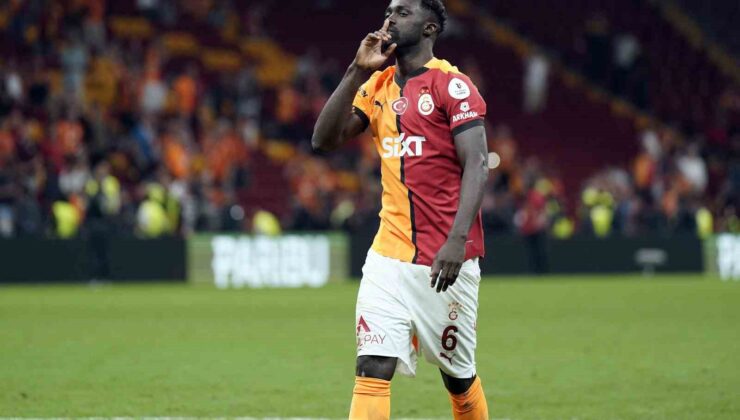 Maç sonu 3’lüsü Davinson Sanchez’den