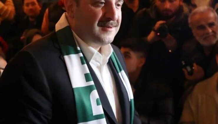 Mustafa Varank, Bursaspor’un deplasman sponsoru oldu