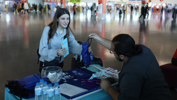 Üniversiteliye sıcak karşılama