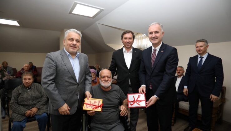 Başkan Alper Taban’dan İtfaiye Personeli Ve Huzur Evi Sakinlerine Ziyaret