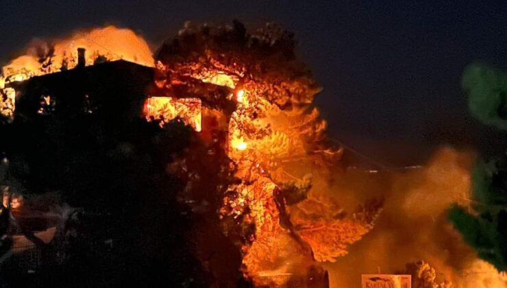 Ayvacık’ta butik otelde yangın çıktı