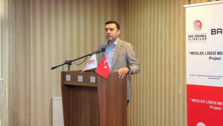 ’Meslek Lisesi Gelecek Vizyonu’ ve ’İş Hayatına Hazırlama’ toplantısı gerçekleşti