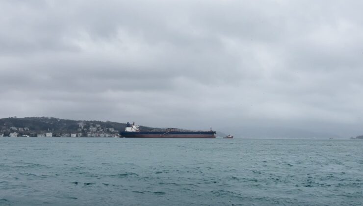 İstanbul Boğazı’nda tanker arızası yaşandı, gemi trafiği durduruldu