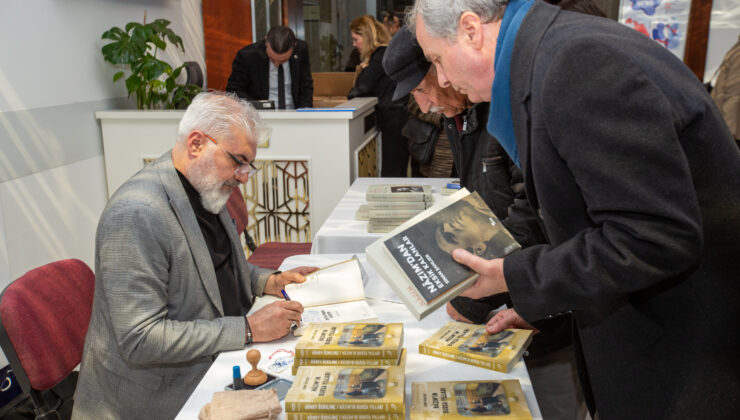 Usta yazarlar Nâzım’ı yazma serüvenlerini anlattı