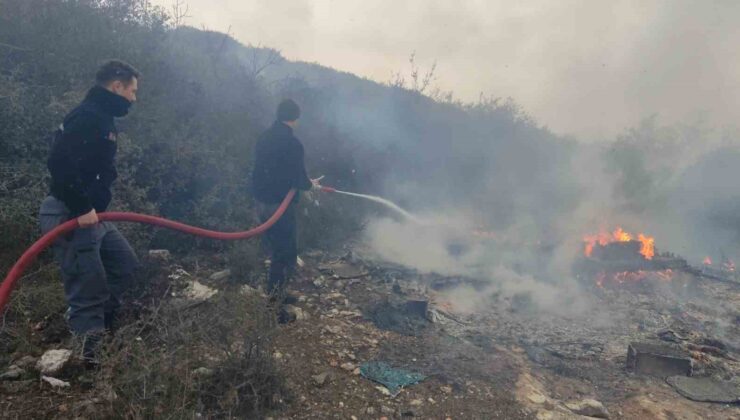 Barakada başlayan yangın ormana sıçramadan söndürüldü