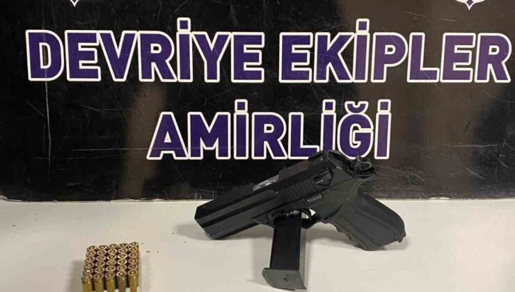 Beylikdüzü’nde güvenlik görevlisine silahlı tehdide 3 gözaltı