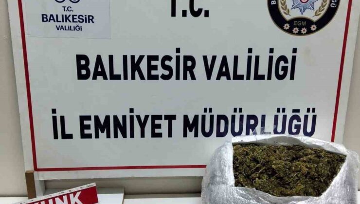 Edremit’te 696 gram uyuşturucu ele geçirildi