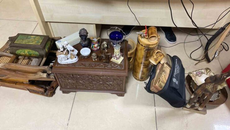 Yazlık evlerden değeri 1 milyon liranın üzerinde eşya çalan 4 şüpheli yakalandı