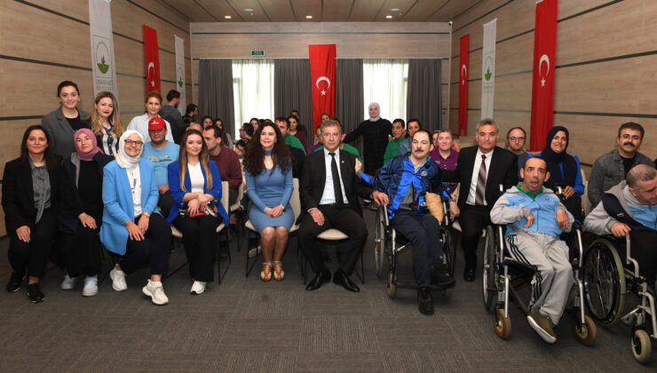 Okuma aşkı engel tanımadı