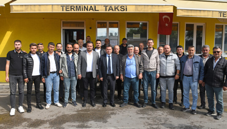 Başkan Aydın taksici esnafı ile kahvaltı yaptı