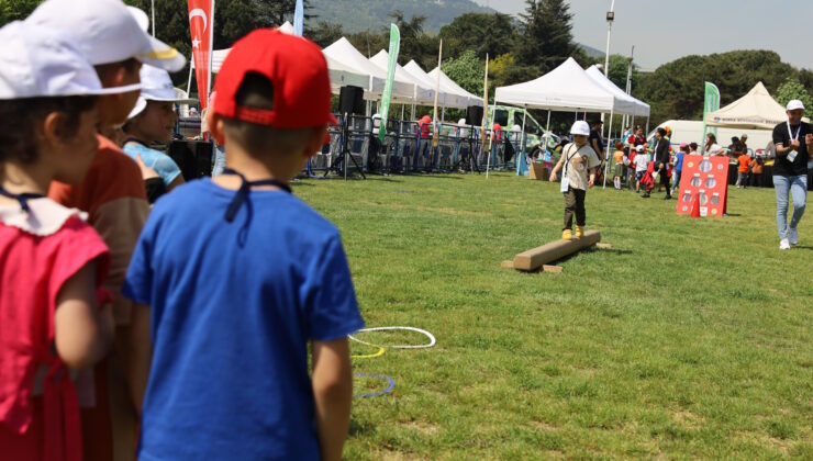 Bursa Uluslararası Spor Festivali’nde çocuklar doyasıya eğlendi