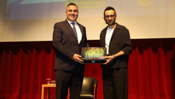 ‘Gri Koç’, Bursalı gençlere sınav kazandıran taktikleri anlattı