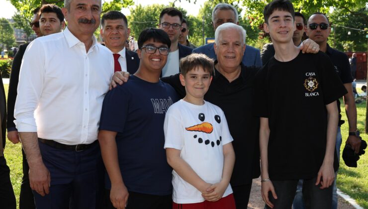 Başkan Mustafa Bozbey, gençlerle buluştu