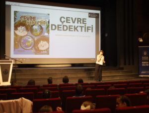 Çevre Dedektifi’ kitabının yazarı çocuklarla buluştu