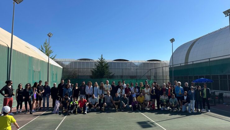 Yalova Atatürk ve Yürüyen Köşk Turnuvası