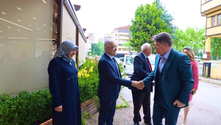 Bursa’da Anneler Günü’nde Şehit Annelerine Anlamlı Program