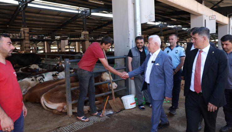 Başkan Bozbey’den Kurban Pazarı’na ziyaret