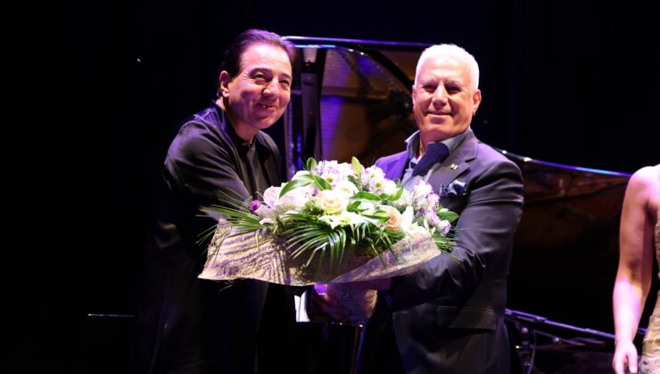 Fazıl Say’dan ‘İznik Türküsü’ dünya sahnesinde