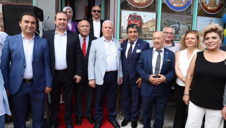 Bursa Siirtliler İl Derneği Yeni Hizmet Binasına Coşkulu Açılış!