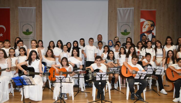 Yetenek Evi öğrencilerinden yılsonu şöleni