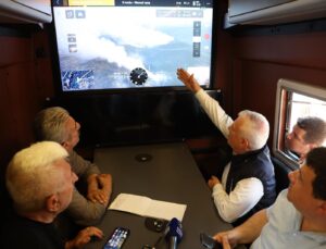 Başkan Bozbey, “Harmancık’taki yangın 6 farklı bölgeye yayıldı”