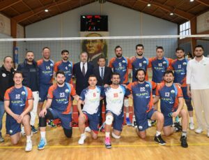 Osmangazi Belediyespor Voleybol Takımı 1. Lige yükseldi