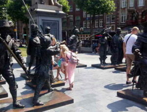 Lalelerin ve Ressamların Ülkesi – Hollanda’da Bir Cevelan”