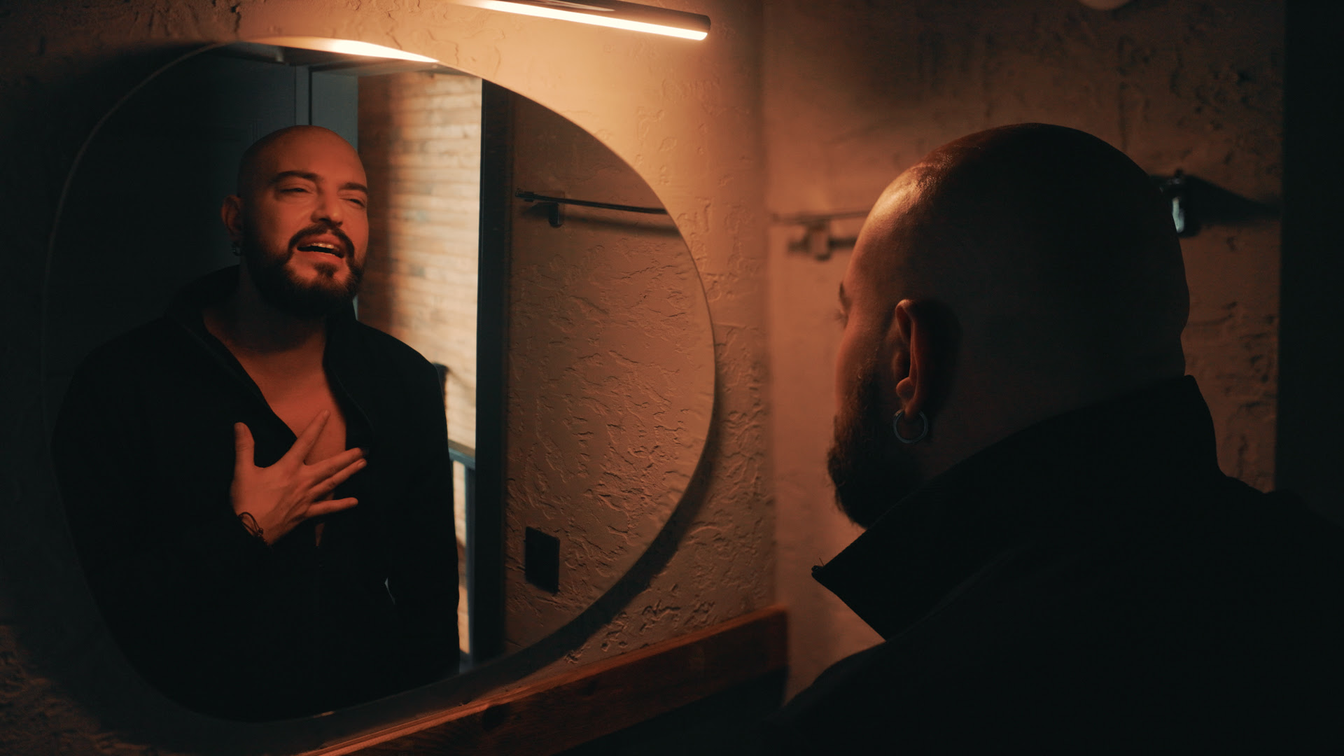 “Olmadık Bir Anda” Gelen Klip!