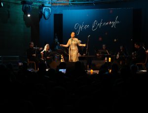 ‘GÖNLÜMÜZDEKİ NAĞMELER’ İLE MÜZİK DOLU GECE